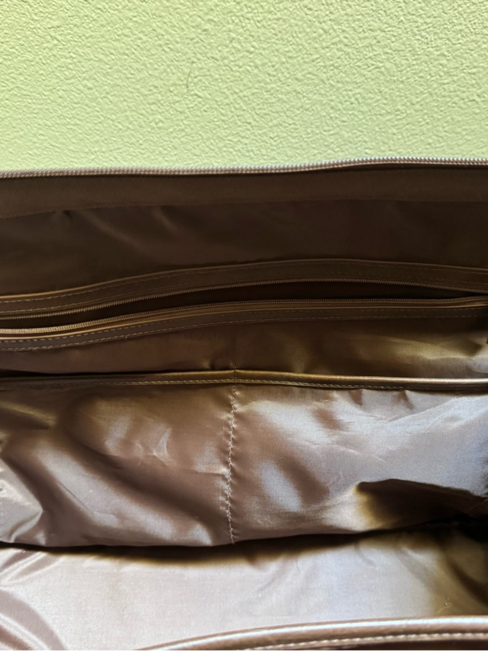 BEIS Weekender Bag - Picture 8 of 14